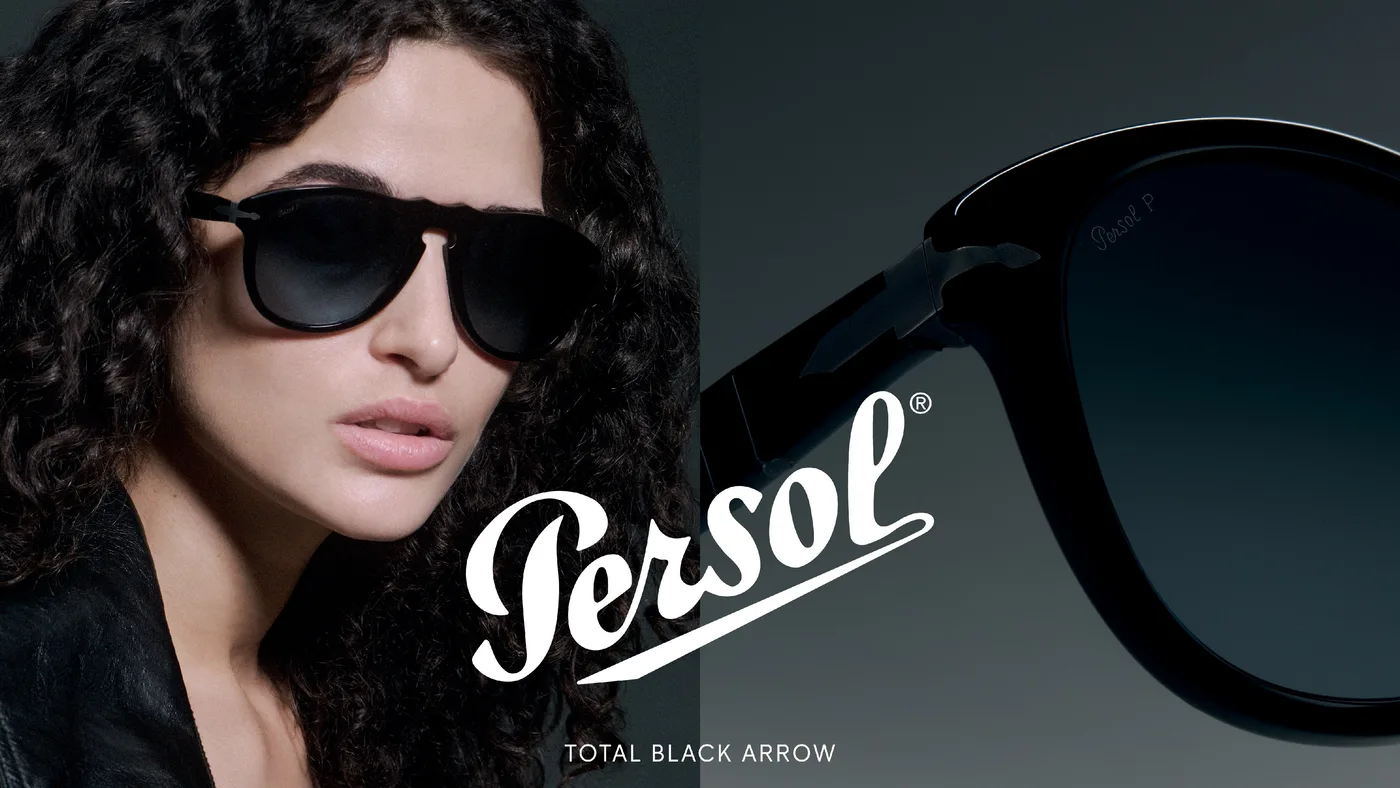Μοντέλο φοράει το εικονικό Persol 649 με το χαρακτηριστικό βέλος